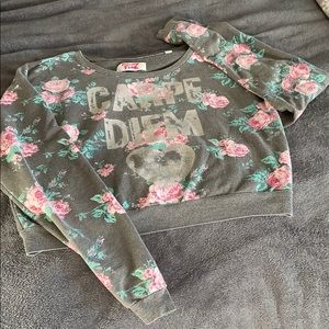 long sleeve sweatshirt